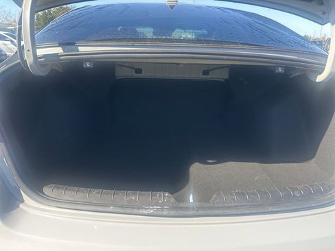 Used 2023 Kia K5 GT-Line image 8