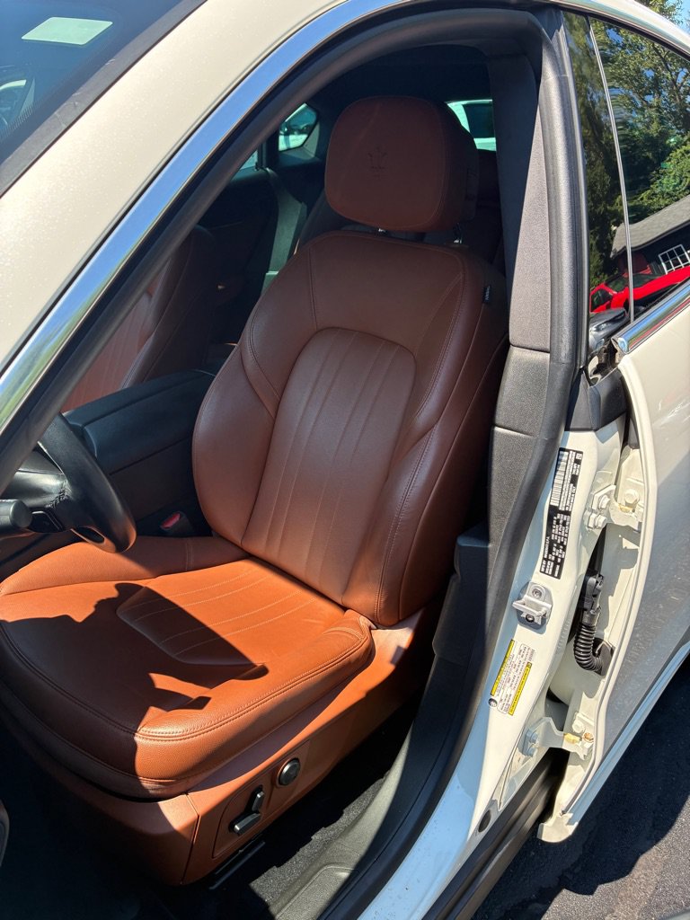 Used 2019 Maserati Levante AWD/4WD image 20