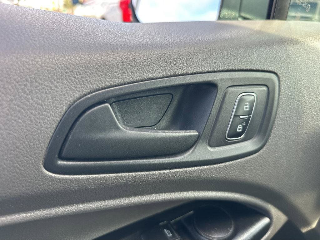 Used 2022 Ford Transit Connect XL FWD image 32