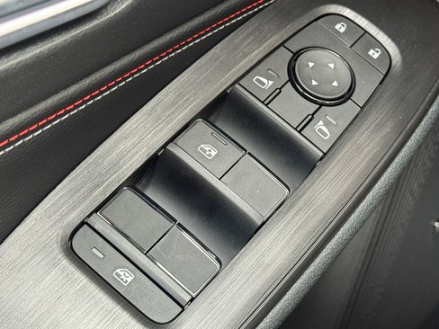 New 2026 Nissan Sentra SR w/ SR Premium Package FWD image 21