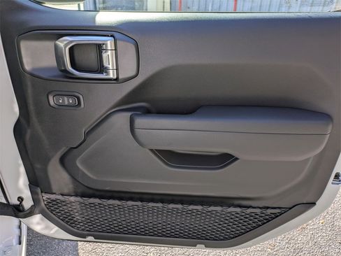 New 2026 Jeep Wrangler Sport S image 33