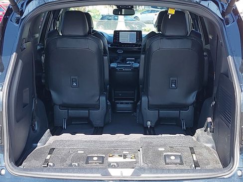 Used 2024 Toyota Sienna XSE image 14