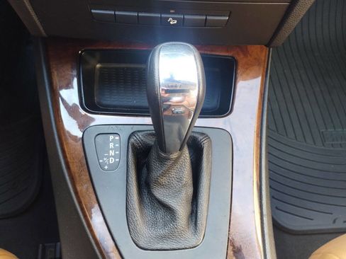 Used 2010 BMW 335i xDrive Coupe w/ Premium Pkg image 20