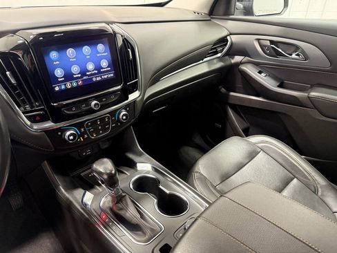 Used 2021 Chevrolet Traverse Premier w/ Redline Edition image 12