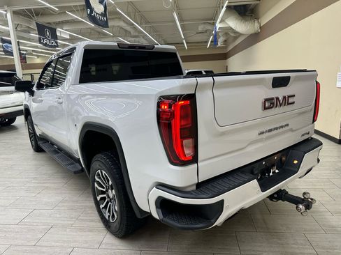 Used 2019 GMC Sierra 1500 AT4 w/ AT4 Premium Package AWD/4WD image 9