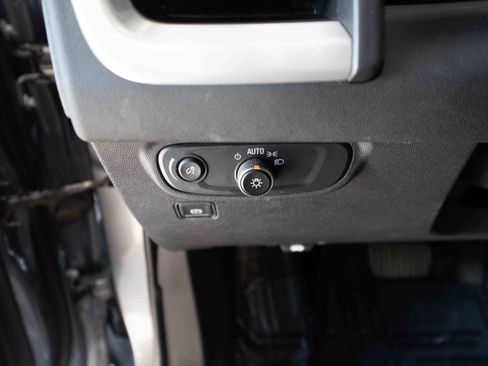 Used 2021 GMC Terrain SLE w/ Elevation Edition FWD image 11