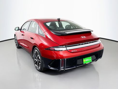 Used 2023 Hyundai Ioniq 6 SEL image 7