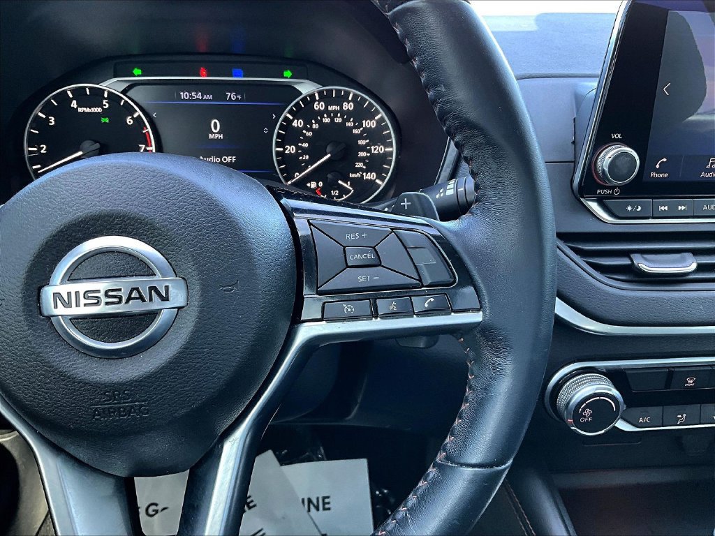 Used 2020 Nissan Altima 2.5 SR FWD image 13