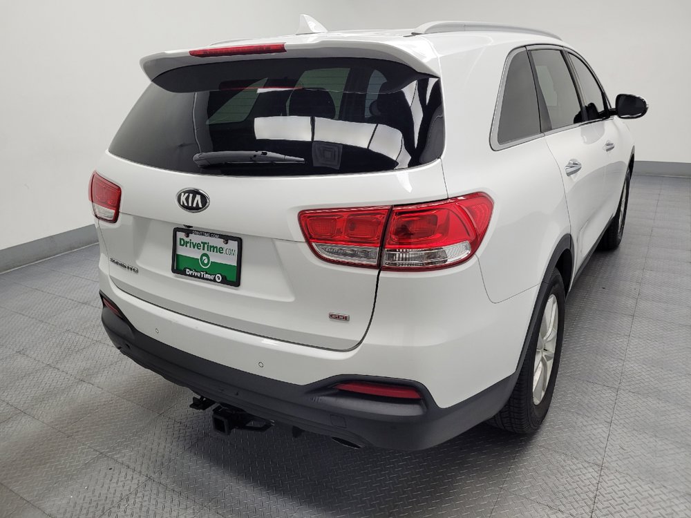 Used 2016 Kia Sorento AWD w/ LX Convenience Package image 7