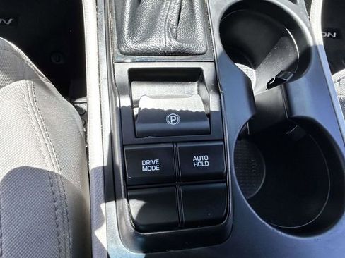 Used 2020 Hyundai Tucson Value FWD image 17