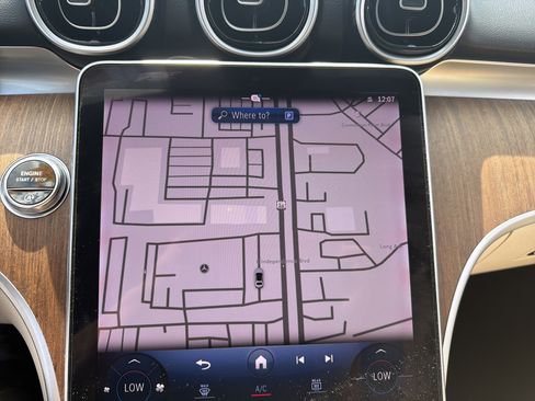 Used 2024 Mercedes-Benz C 300 Sedan w/ Exclusive Trim Package image 27