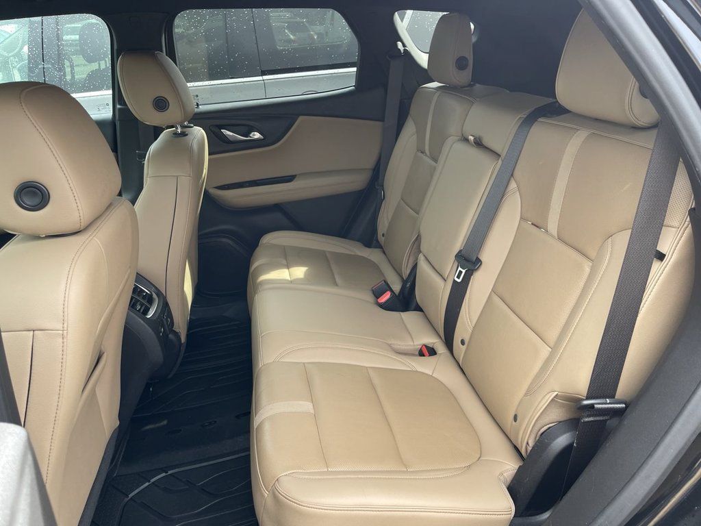 Used 2019 Chevrolet Blazer Premier w/ Sun and Wheels Package FWD image 9