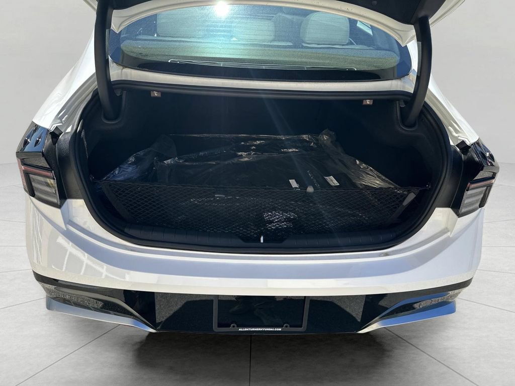 New 2026 Hyundai Sonata SEL FWD image 23