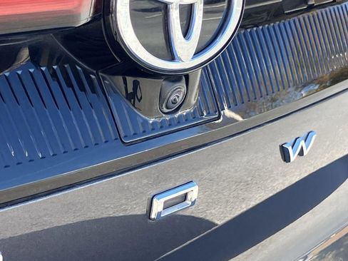 Used 2023 Toyota Crown image 10