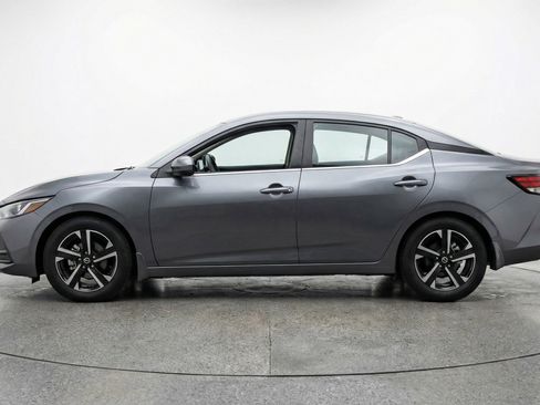 Used 2025 Nissan Sentra SV FWD image 5