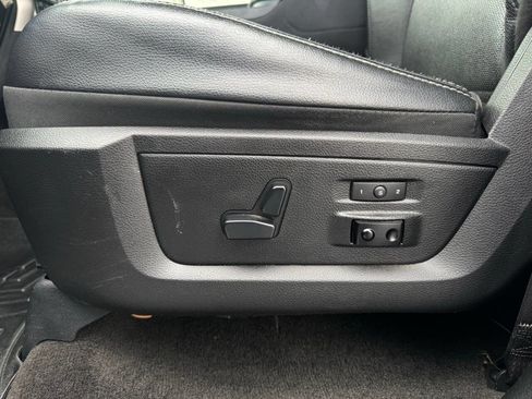 Used 2017 RAM 1500 Laramie image 14