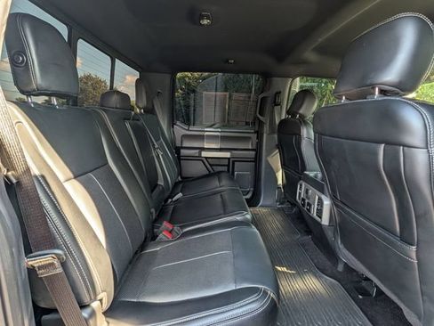 Used 2019 Ford F150 Lariat w/ Equipment Group 502A Luxury AWD/4WD image 30