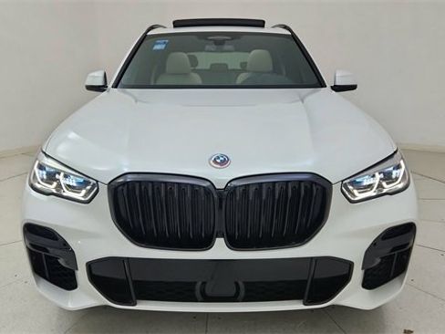 Used 2023 BMW X5 M50i w/ Executive Package image 13
