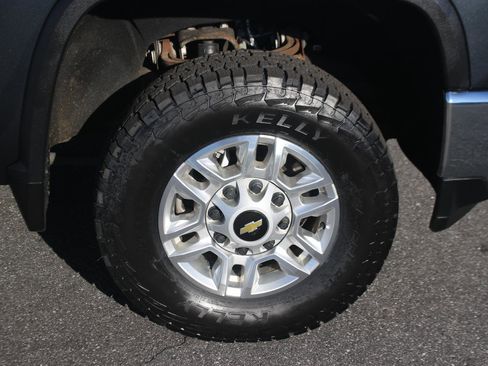 Used 2020 Chevrolet Silverado 2500 LT image 37