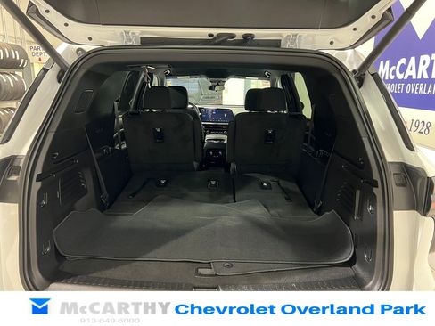 Used 2024 Chevrolet Traverse LT w/ LPO, Floor Liner Package image 27