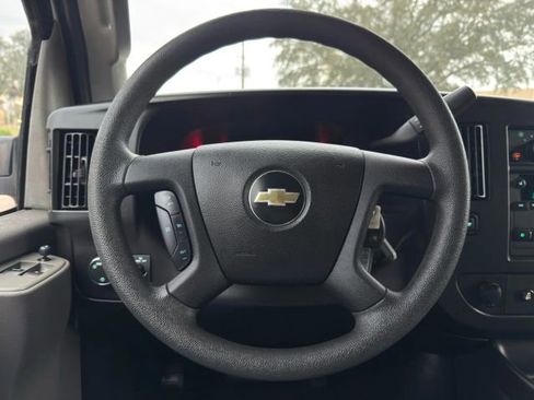 Used 2019 Chevrolet Express 3500 LT w/ LT Preferred Equipment Group image 20