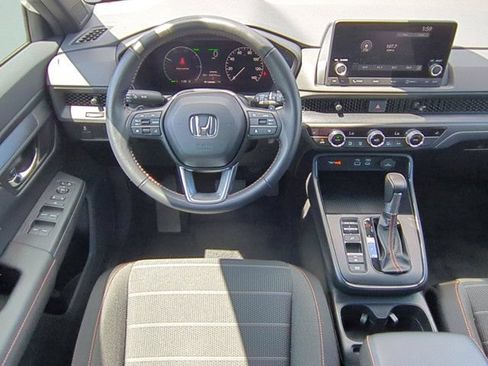 Used 2025 Honda CR-V Sport image 12