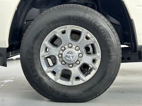 Used 2023 RAM 3500 Laramie AWD/4WD image 35