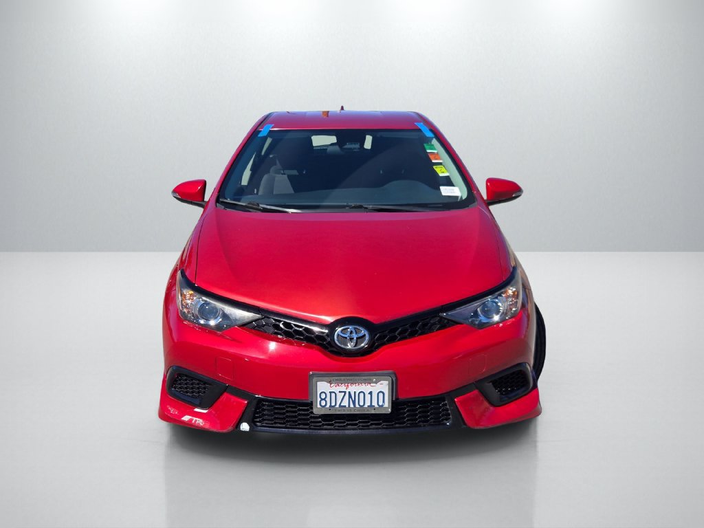 Used 2018 Toyota Corolla iM w/ Carpet Mat Package (TMS) FWD image 2