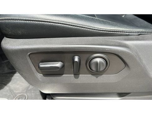 Certified 2019 Chevrolet Silverado 1500 LT w/ All-Star Edition AWD/4WD image 25
