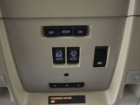 Used 2014 Chevrolet Silverado 1500 LTZ Z71 w/ LTZ Plus Package image 23