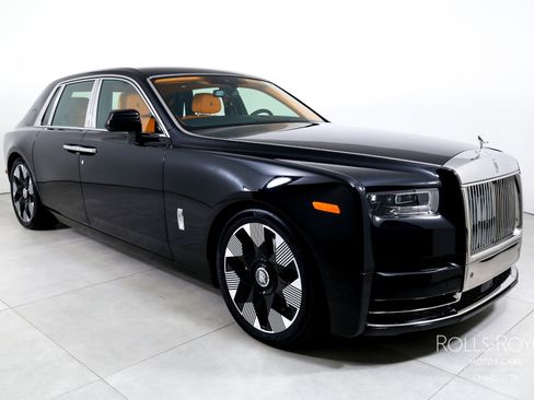 New 2026 Rolls-Royce Phantom Sedan image 6