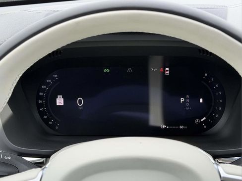 New 2026 Volvo XC60 B5 Ultra w/ Climate Package AWD/4WD image 10
