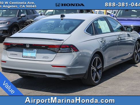Used 2023 Honda Accord Sport image 8