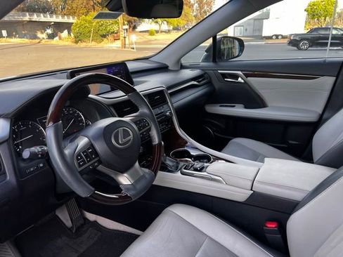 Used 2018 Lexus RX 350 AWD w/ Premium Package image 2