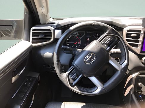 Used 2023 Toyota Tundra Limited w/ Power Package AWD/4WD image 12