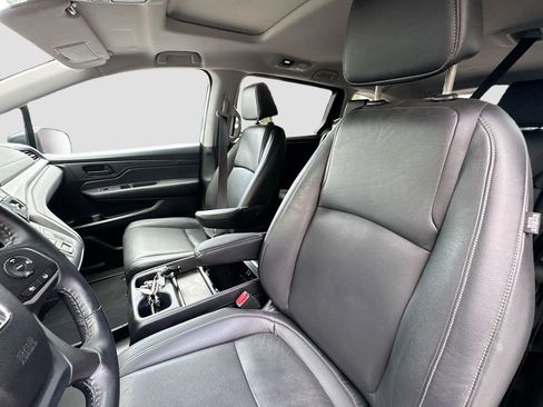 Used 2024 Honda Odyssey EX-L image 18