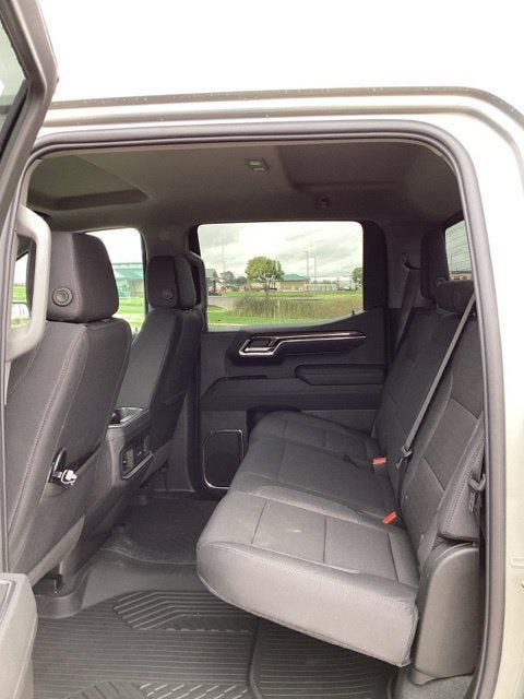 New 2026 Chevrolet Silverado 1500 RST AWD/4WD image 7