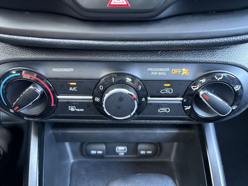 Used 2020 Kia Soul X-Line FWD image 24