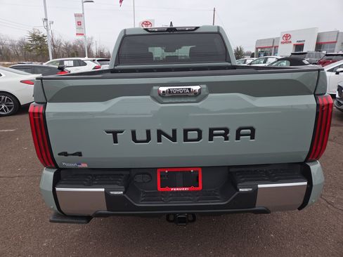 Used 2024 Toyota Tundra Limited image 4