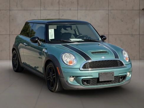 Used 2012 MINI Cooper S FWD image 2