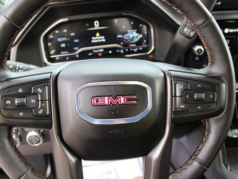 Used 2025 GMC Sierra 3500 AT4 image 12