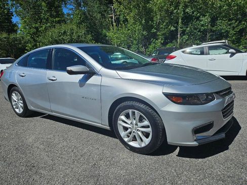 Used 2018 Chevrolet Malibu LT image 10