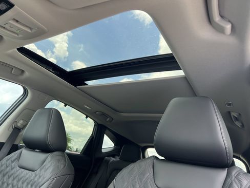 New 2026 Nissan Murano Platinum w/ Cargo Package AWD/4WD image 15