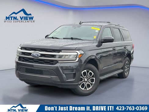 Used 2024 Ford Expedition XLT AWD/4WD image 1