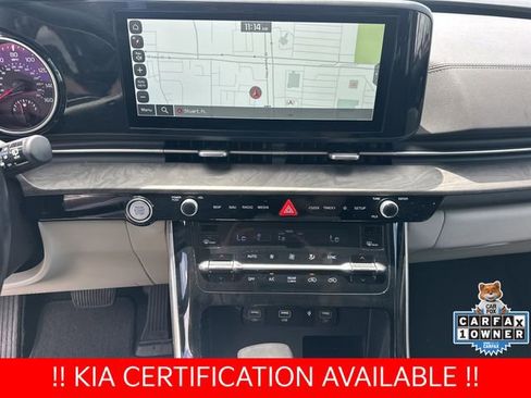Used 2024 Kia Carnival EX FWD image 19