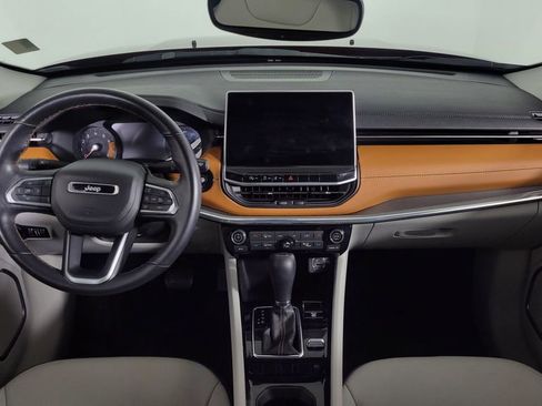 Used 2022 Jeep Compass Limited image 36