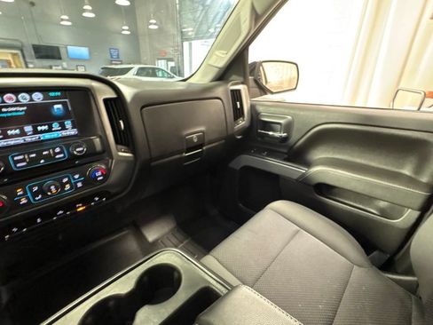 Used 2017 Chevrolet Silverado 1500 LT w/ Midnight Edition AWD/4WD image 25