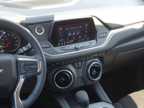 Used 2022 Chevrolet Blazer LT FWD image 29