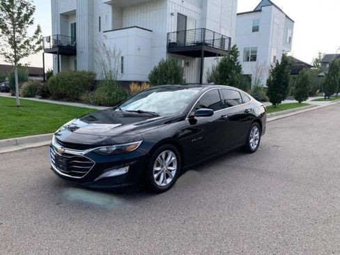 Used 2021 Chevrolet Malibu LT image 3