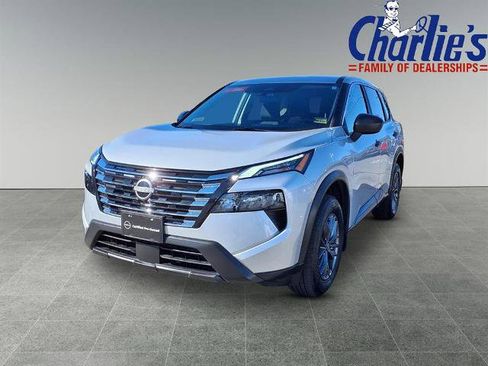 Certified 2025 Nissan Rogue S image 1